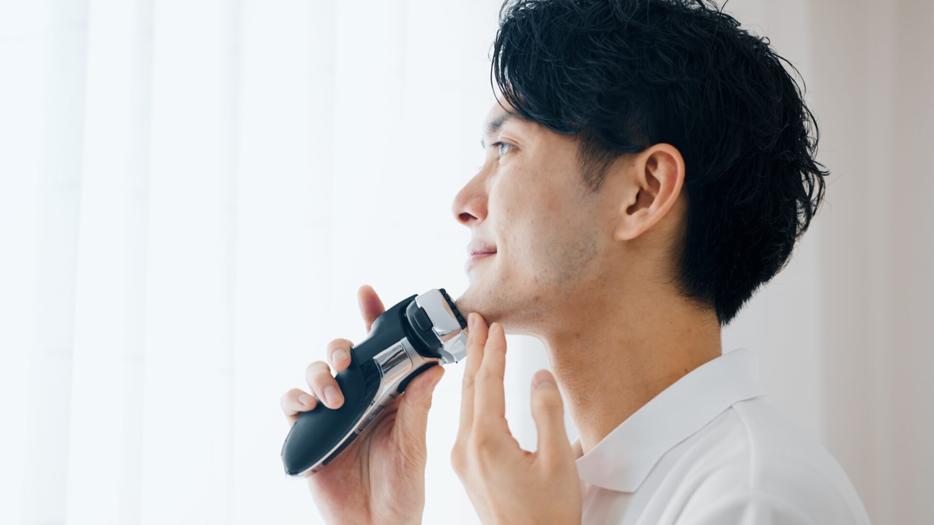 髭剃りのタイミングのベストは？朝と夜はどちらがよい？ | ヒゲサポ
